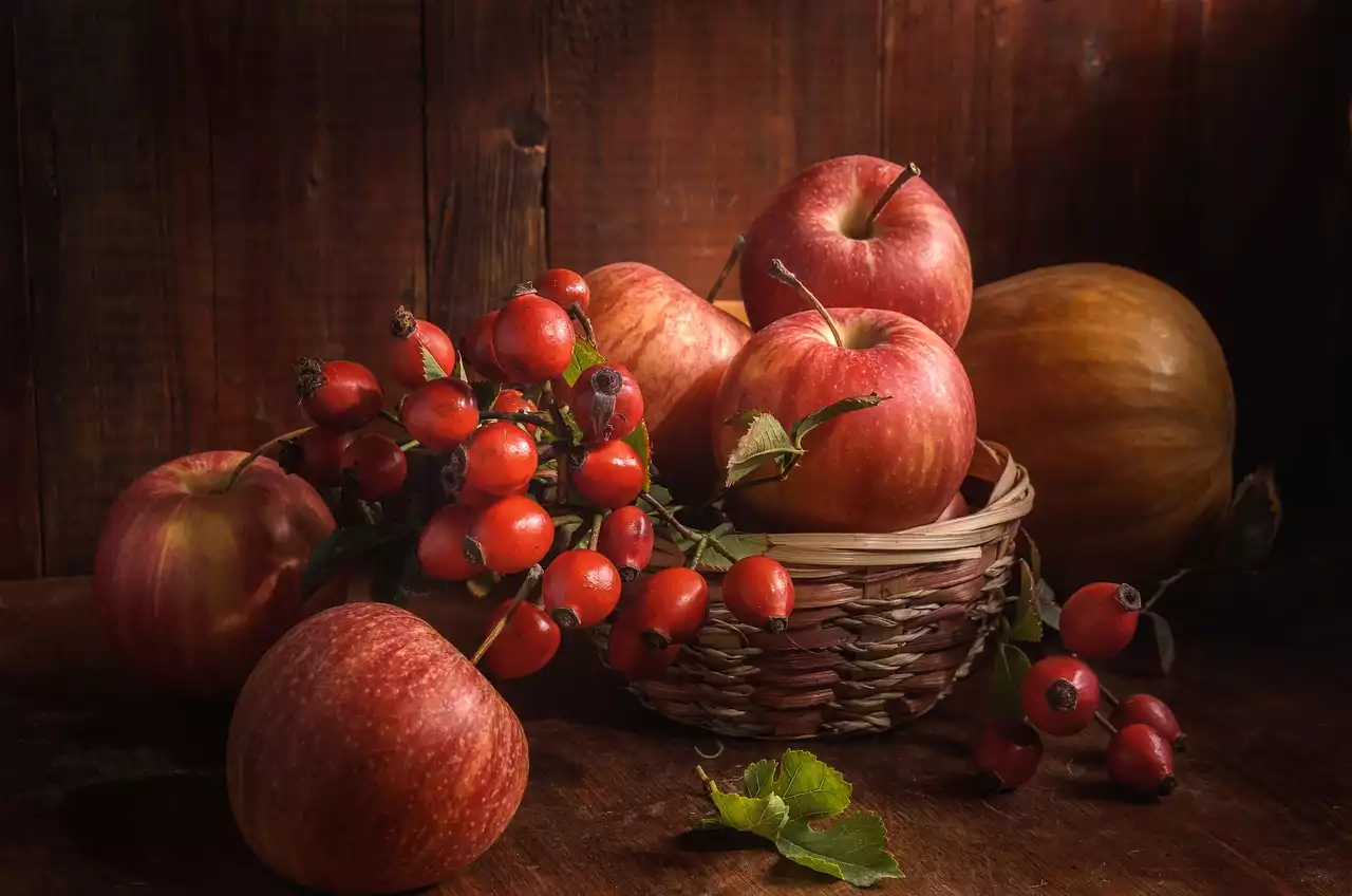 أفضل وصفات حلويات الخريف التي تضم التفاح والكمثرى والقرع